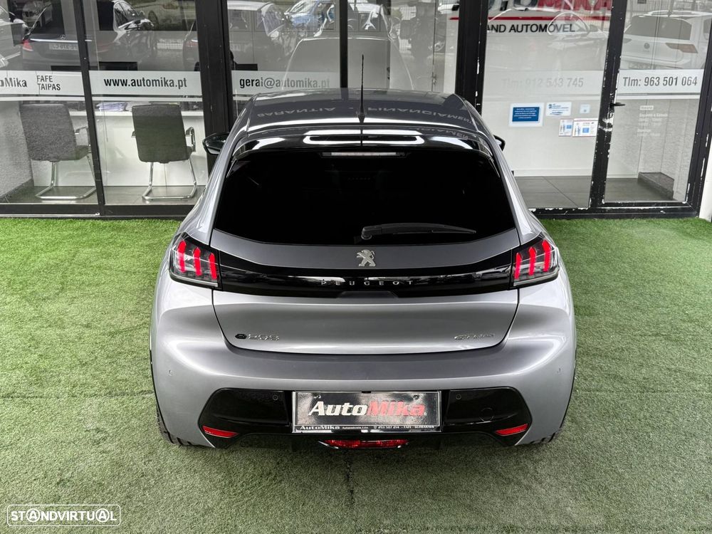 Peugeot e-208 - 16