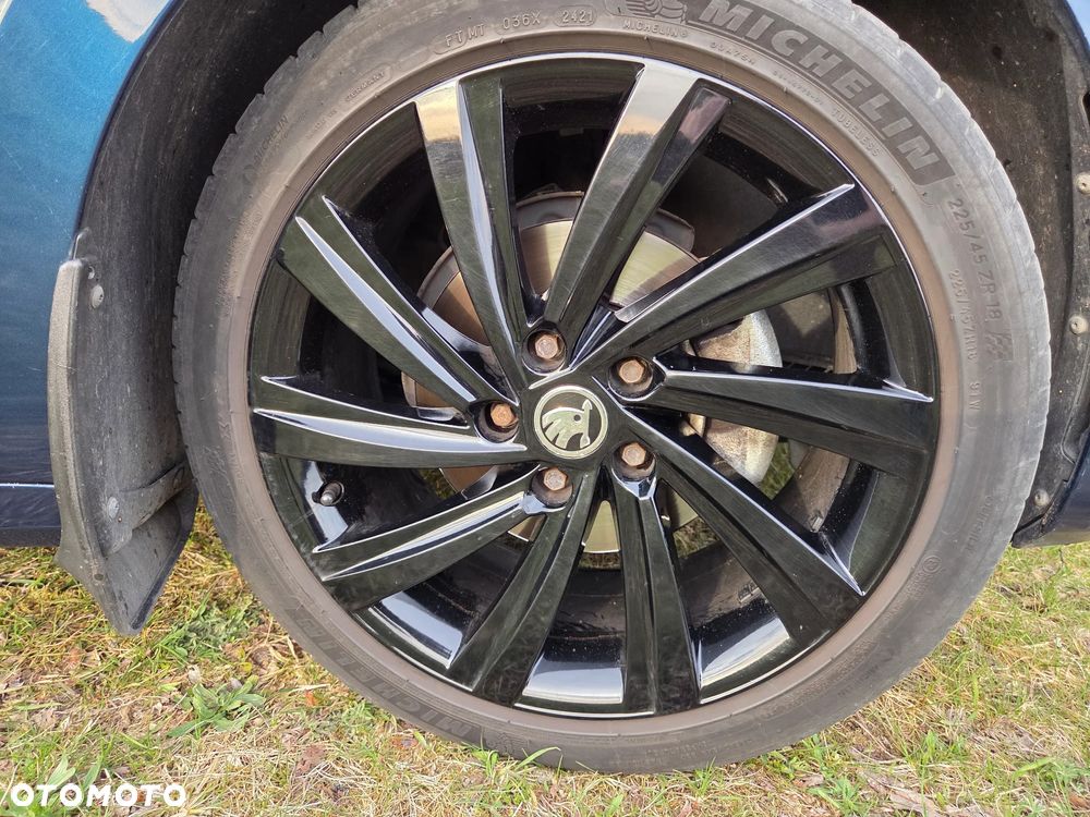 Skoda Octavia 2.0 TDI Style - 12