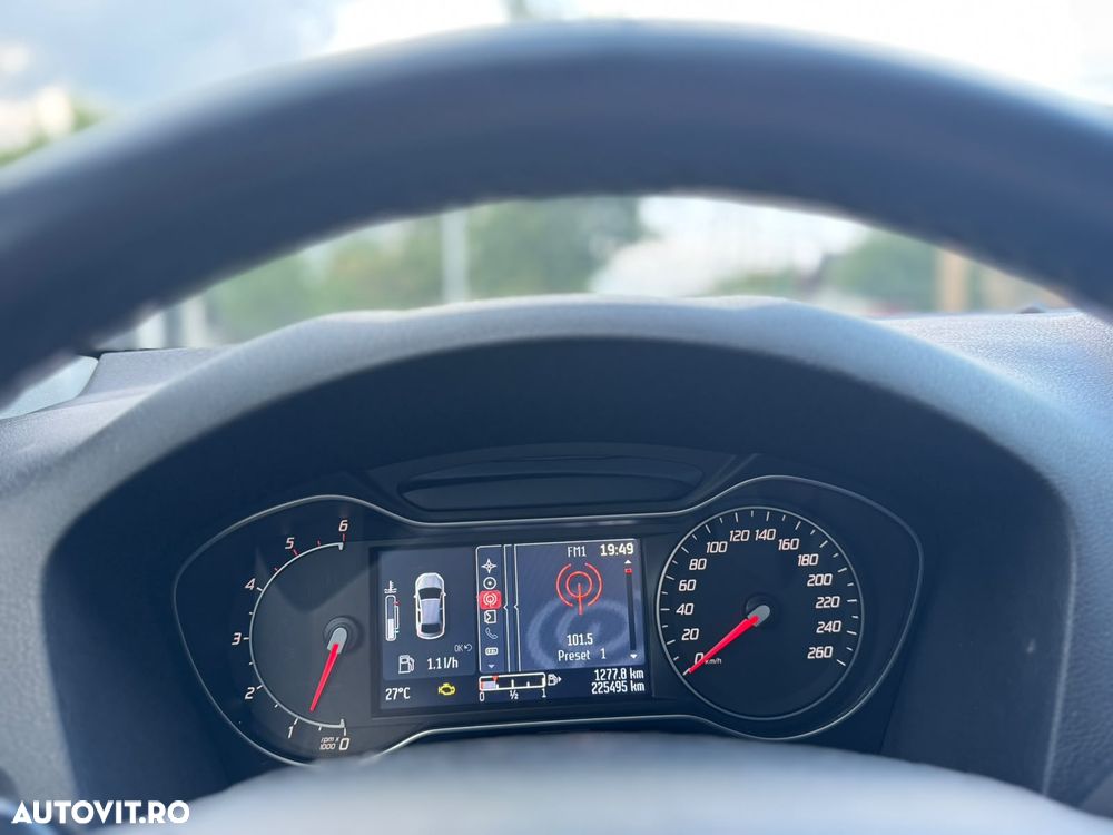 Ford Mondeo - 9