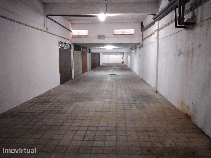 alugo garagem 12,2m2 montijo - Grande imagem: 5/7