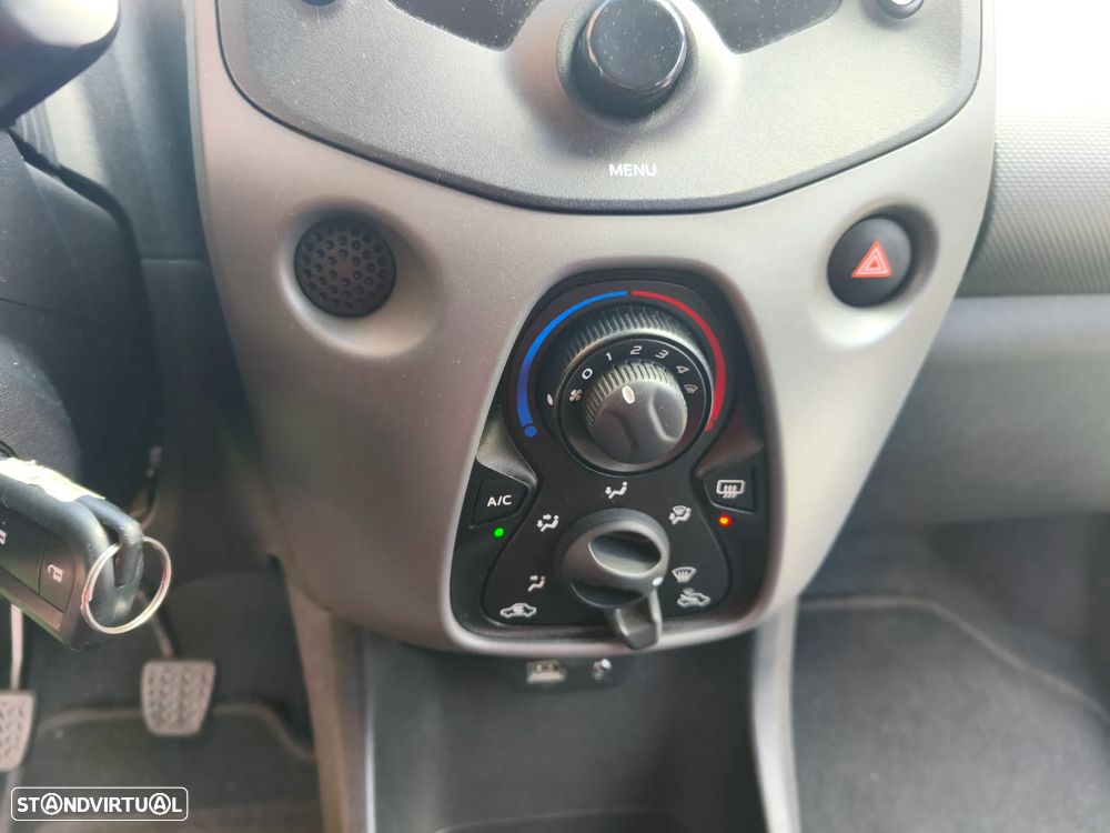 Peugeot 108 1.0 VTi Allure - 9