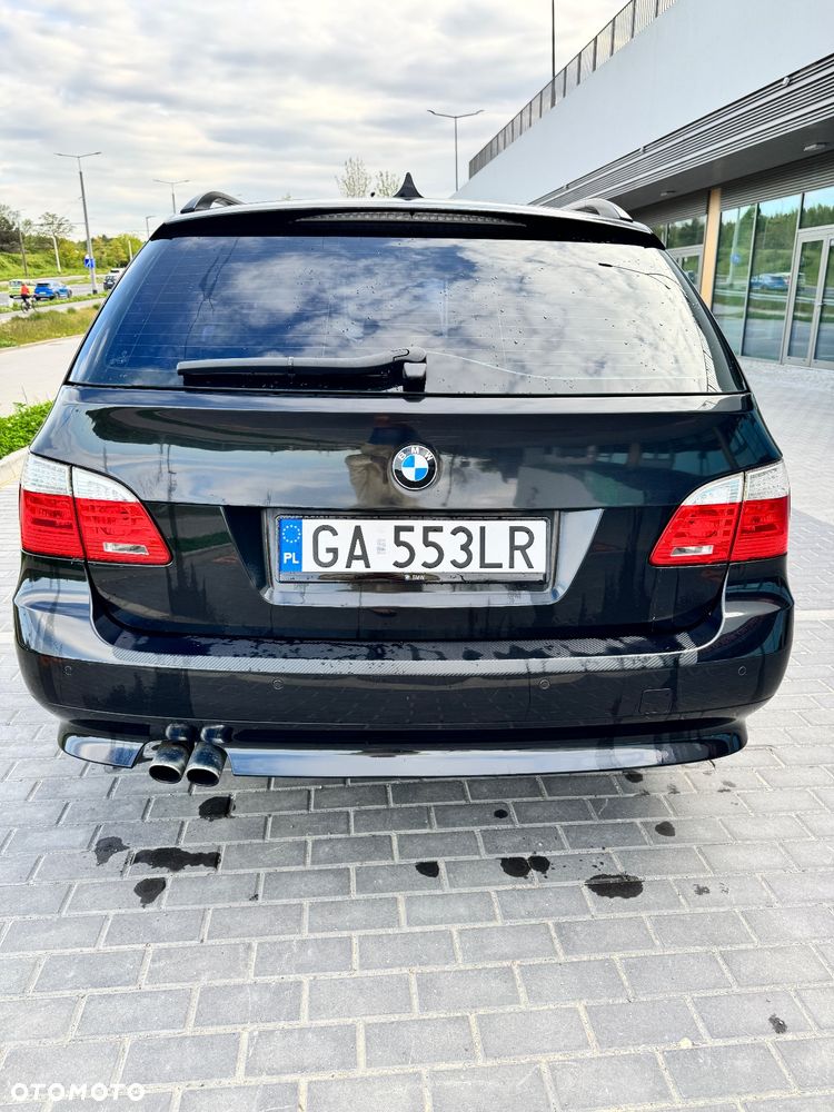 BMW Seria 5 523i Touring Edition Exclusive - 4