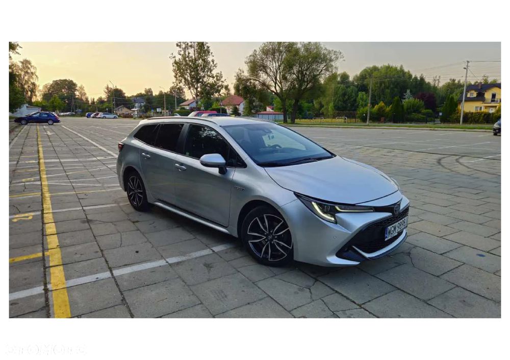 Toyota Corolla 1.8 Hybrid Comfort - 1