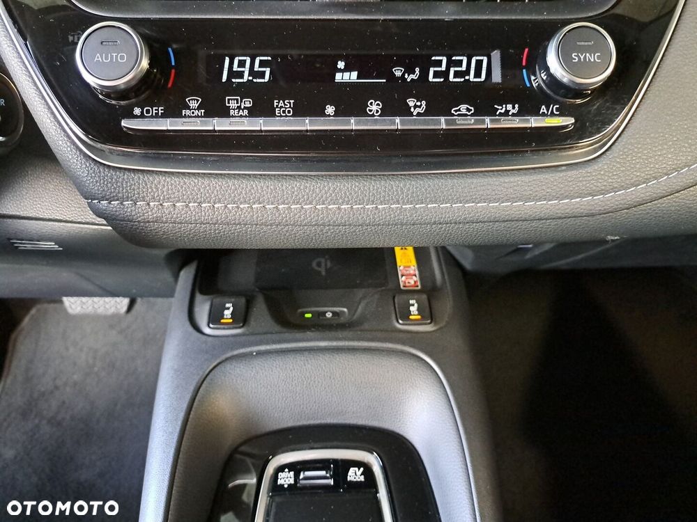 Toyota Corolla 1.8 Hybrid Comfort - 27