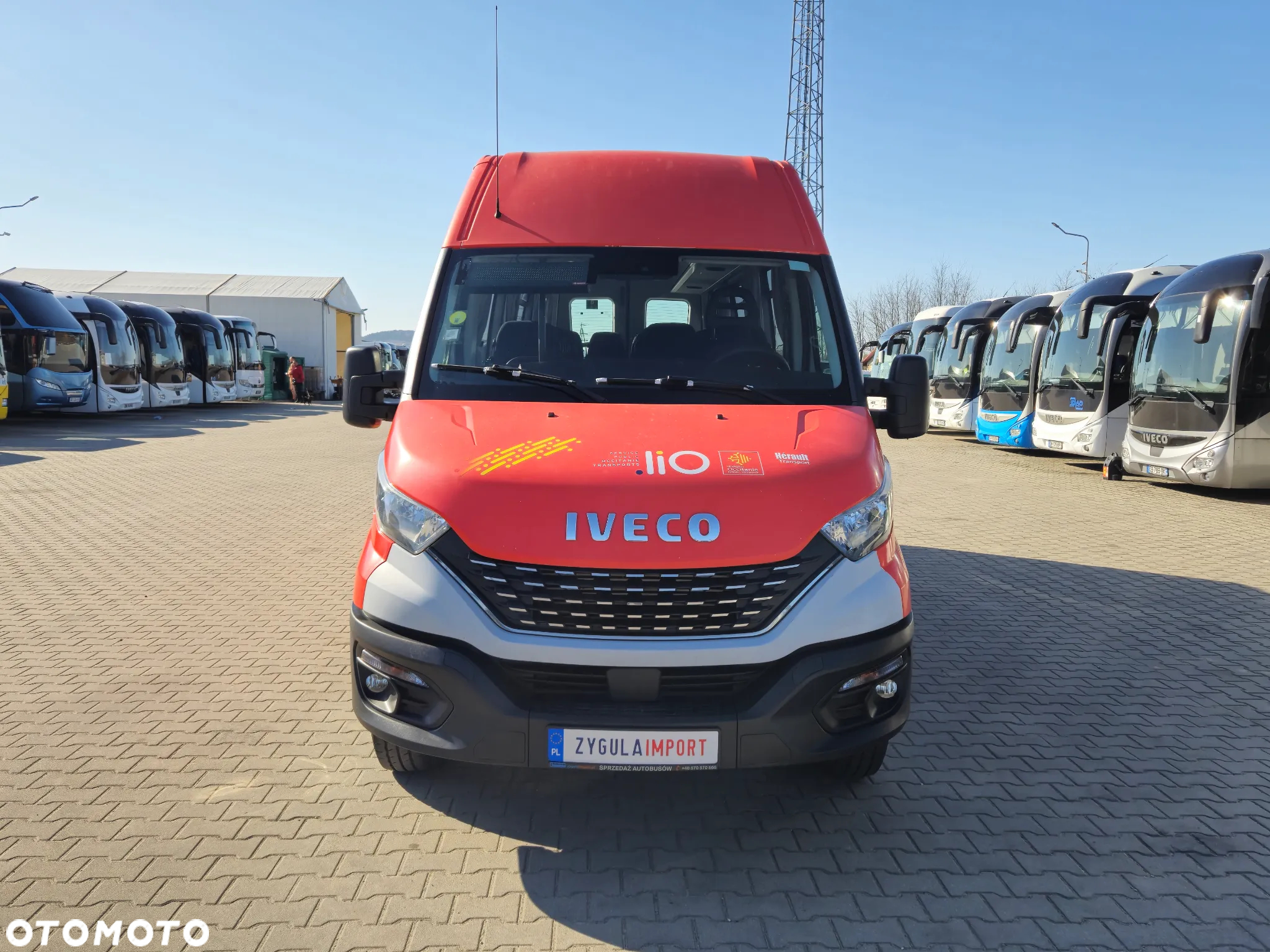 Iveco DAILY 65C18 / SPROWADZONE / 23 MIEJSCA/ KLIMATYZACJA/ WINDA DLA OSÓB NIEPEŁNOSPRAWNYCH - 13