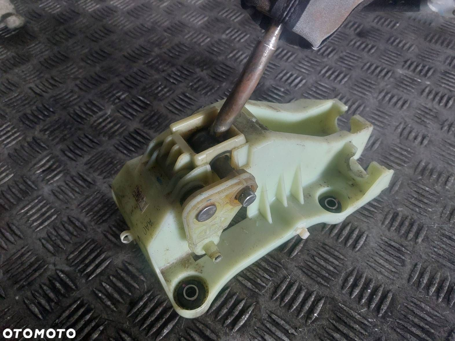 LEWAREK ZMIANY BIEGÓW + LINKI ZMIANY BIEGÓW HONDA ACCORD VII 2.0 16V - 6