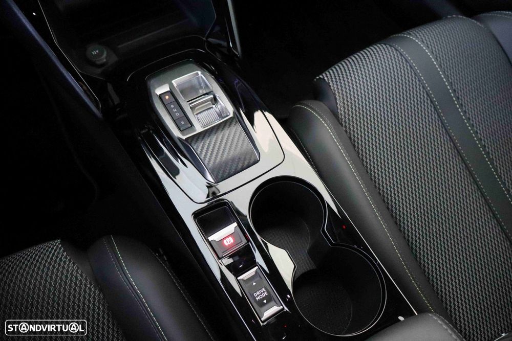 Peugeot e-2008 54 kWh GT - 32