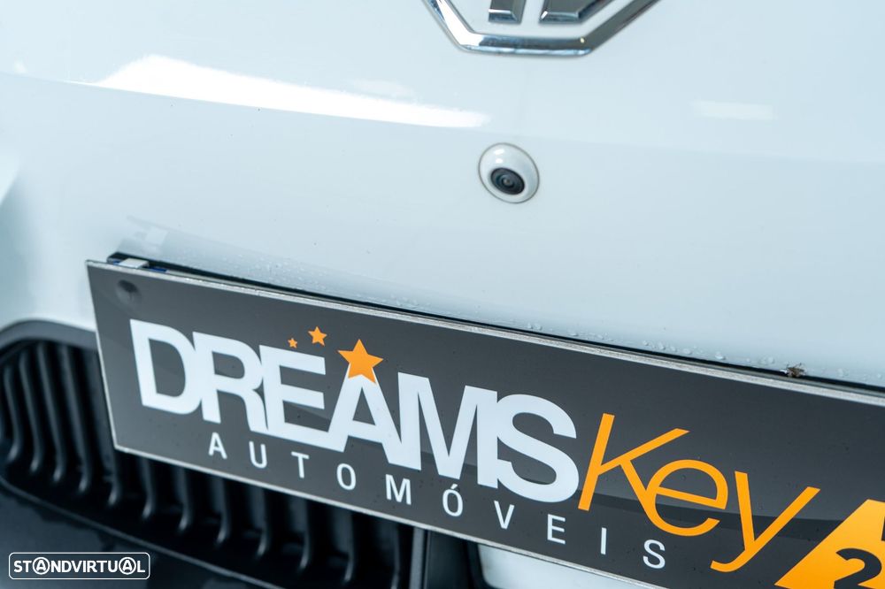 MG MG4 64 kWh Luxury - 16