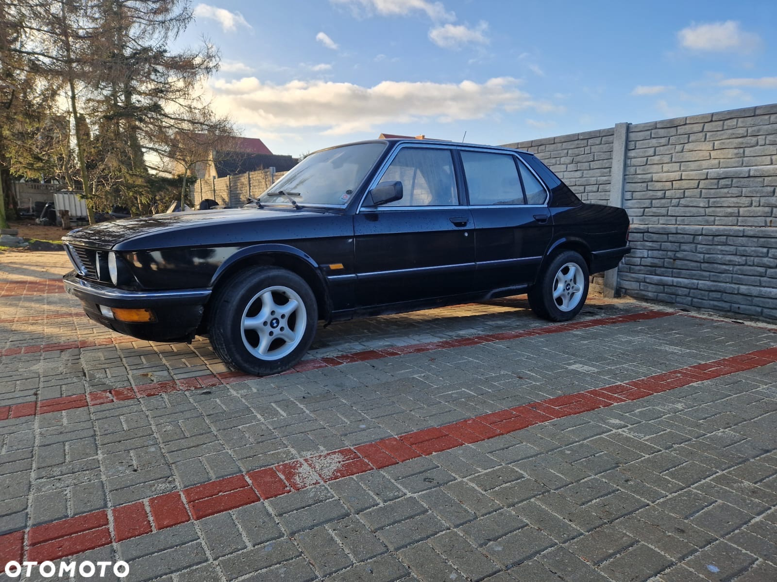 BMW Seria 5 518 i - 9