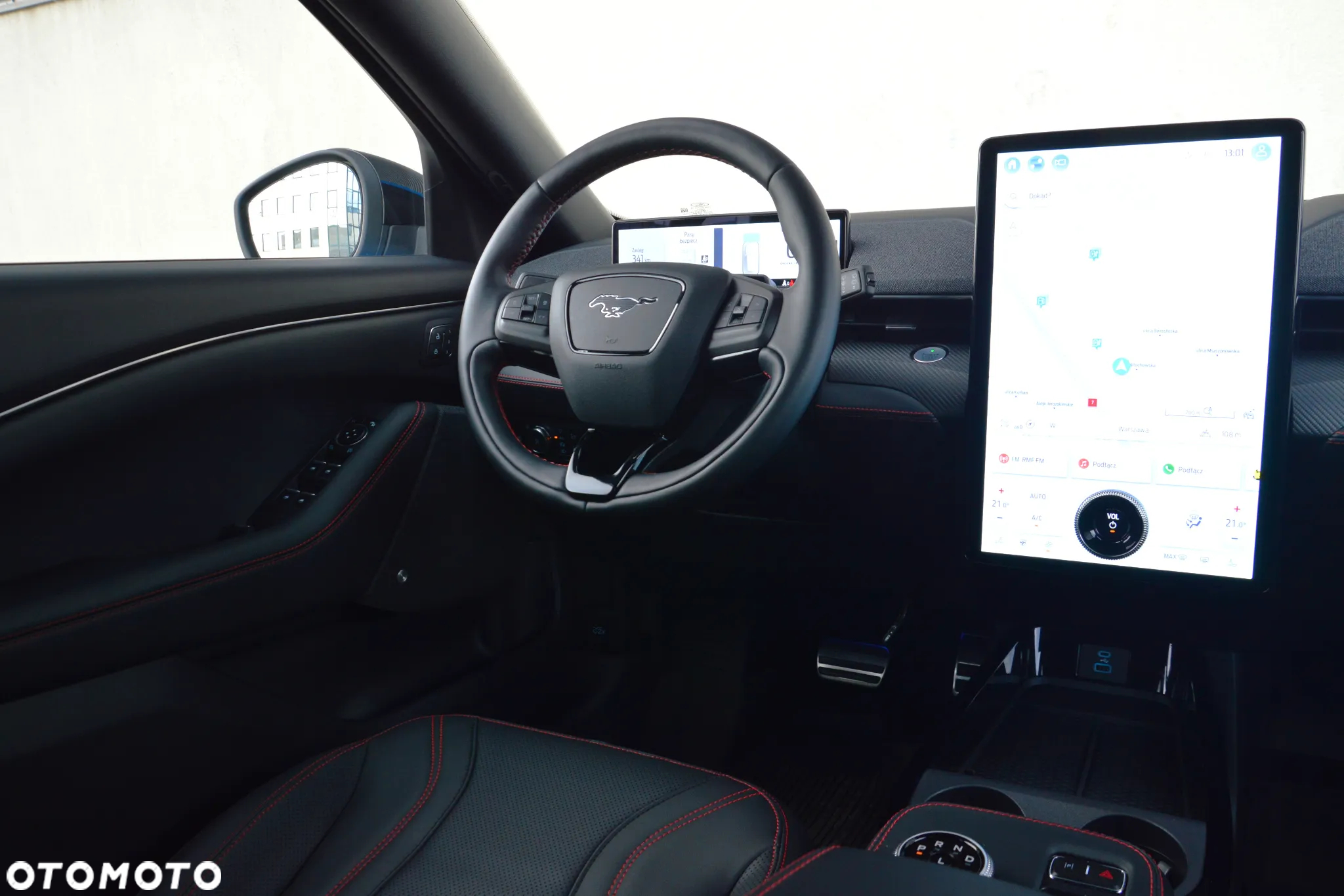 Ford Mustang Mach-E 91 kWh AWD Premium - 22