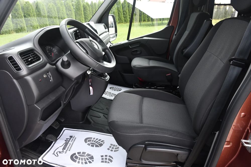 Renault Master Koniowóz - 19