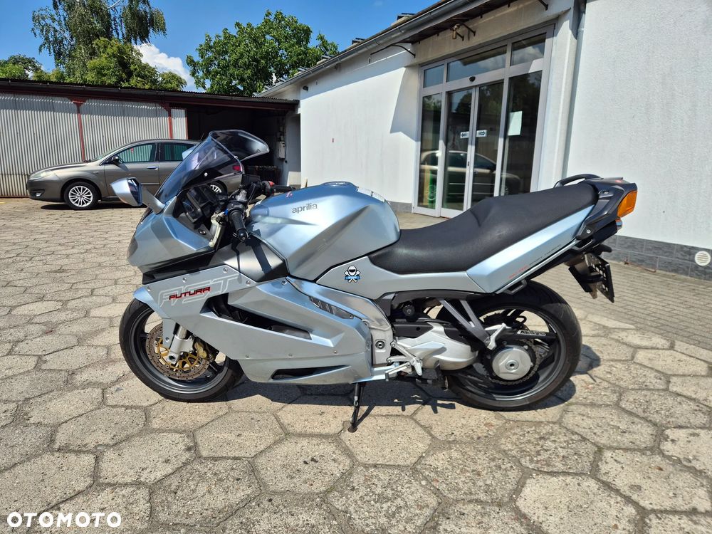Aprilia RST - 3
