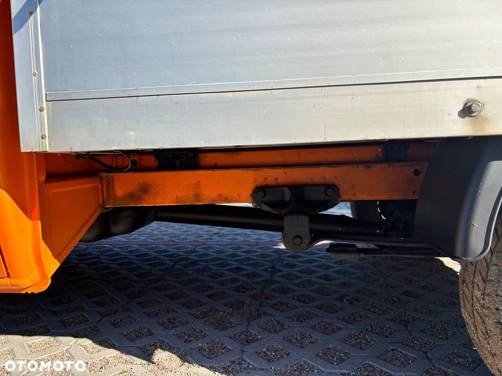 Mercedes-Benz Sprinter - 21