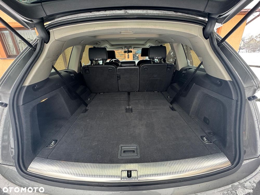 Audi Q7 3.0 TDI DPF clean diesel Quattro Tiptronic - 17