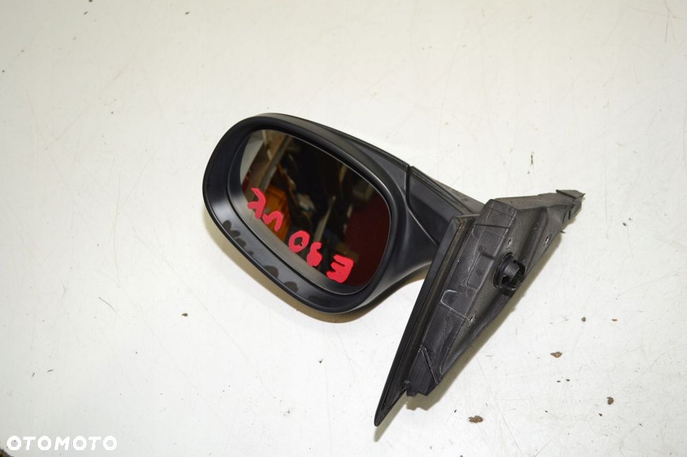 BMW E90 E91 LIFT LUSTERKO PRAWE 5PIN UK - 7