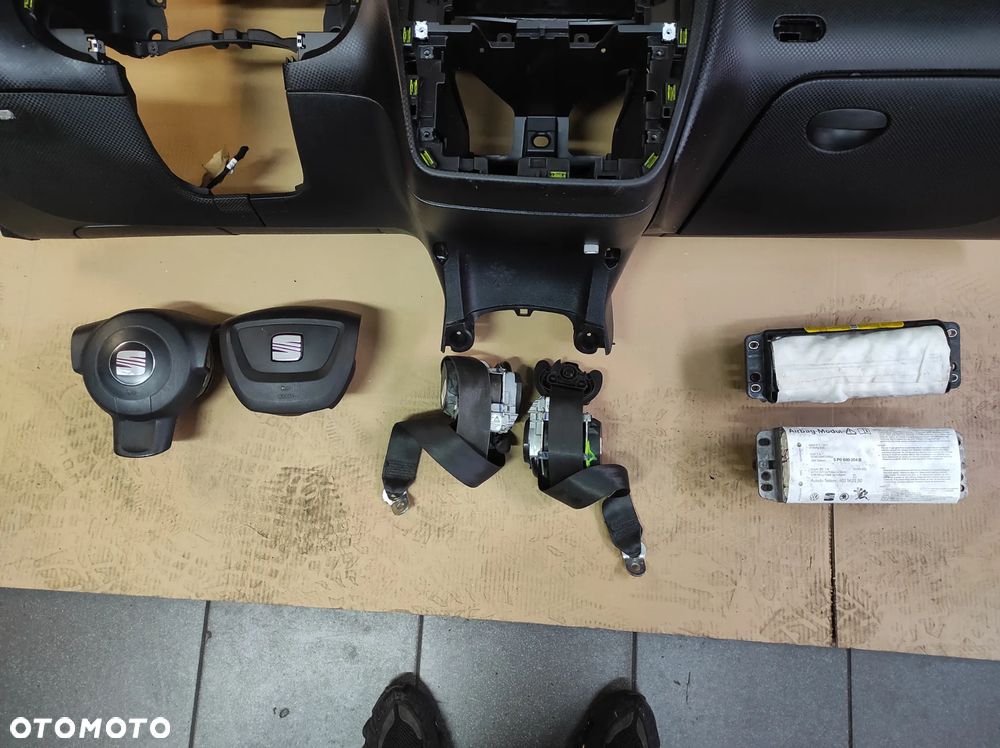 DESKA ROZDZIELCZA KONSOLA KOKPIT CZARNA SEAT ALTEA LIFT 5P0 TOLEDO 3 5P5 ALTEA XL LIFT 5P8 KOMPLET ZESTAW AIRBAG WYSYŁKA !!!! - 2