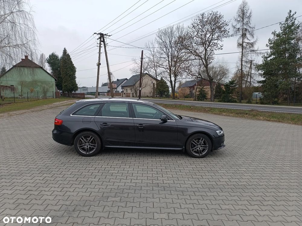 Audi A4 Avant 2.0 TDI DPF quattro Attraction - 8