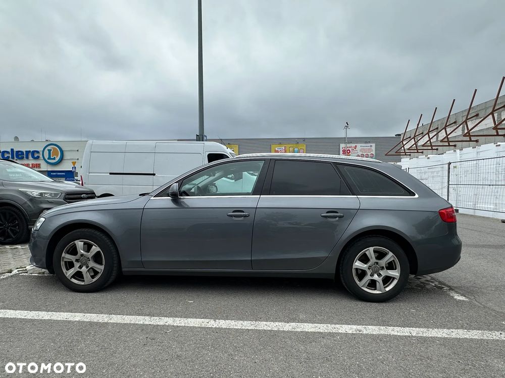 Audi A4 Avant 2.0 TDI - 8