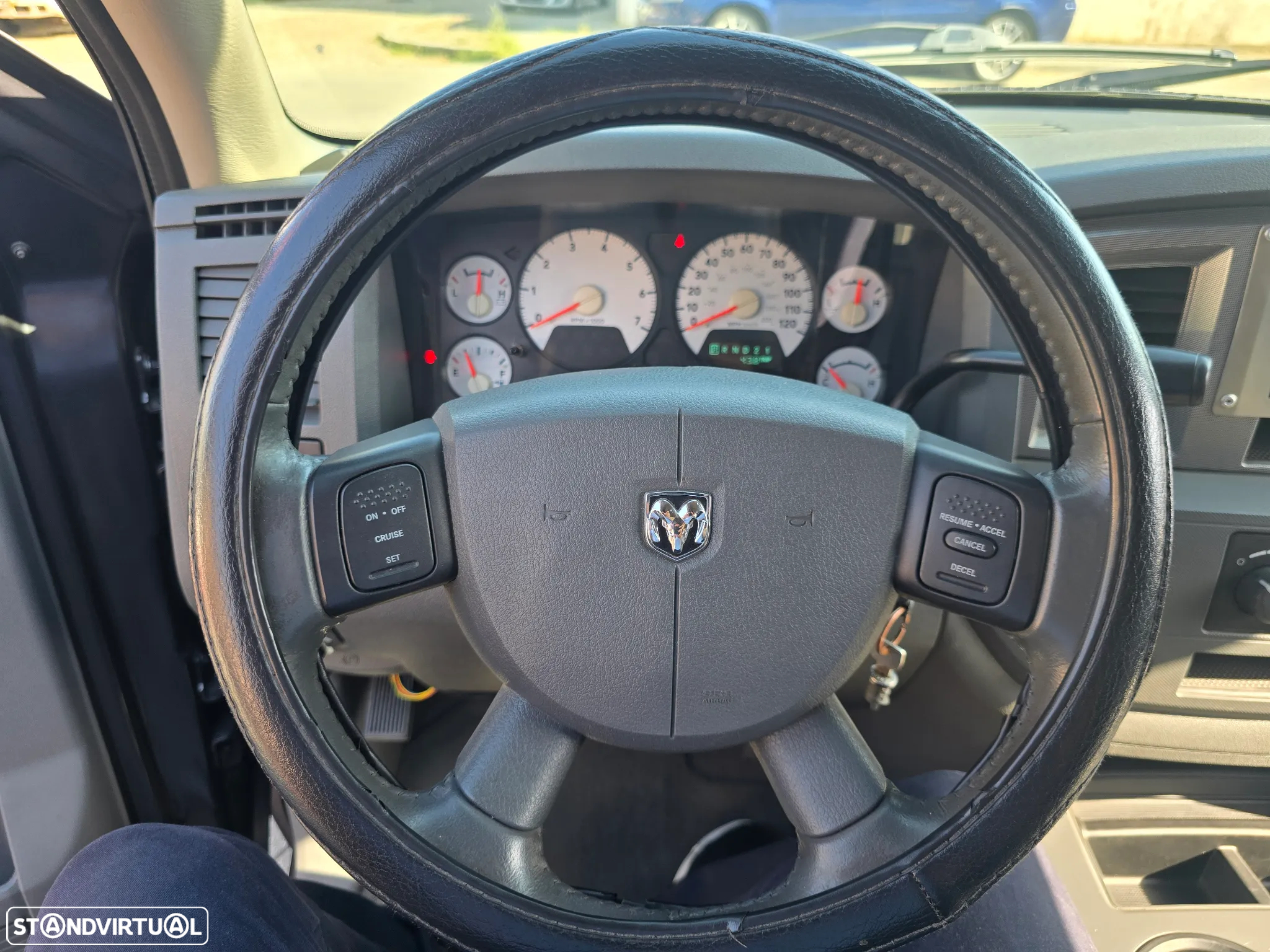 Dodge RAM - 18