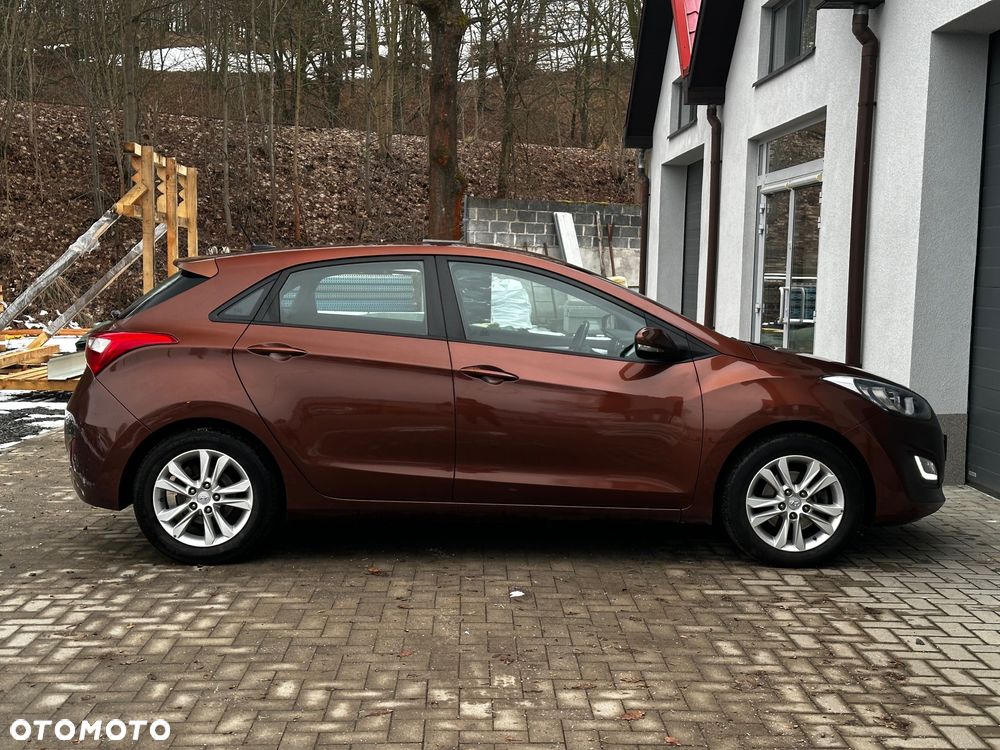 Hyundai i30 1.4 Premium - 4