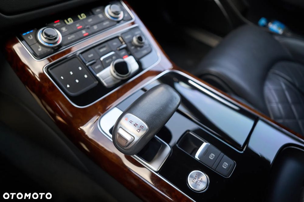 Audi A8 4.2 TDI DPF quattro tiptronic - 29