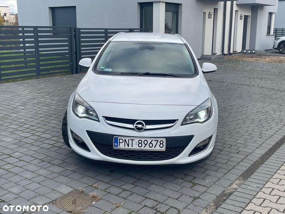 Opel Astra 1.6 Turbo - 3