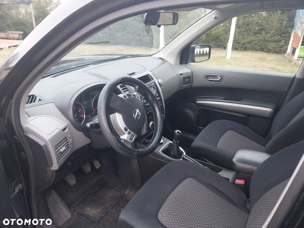 Nissan X-Trail 2.0 dCi LE - 3