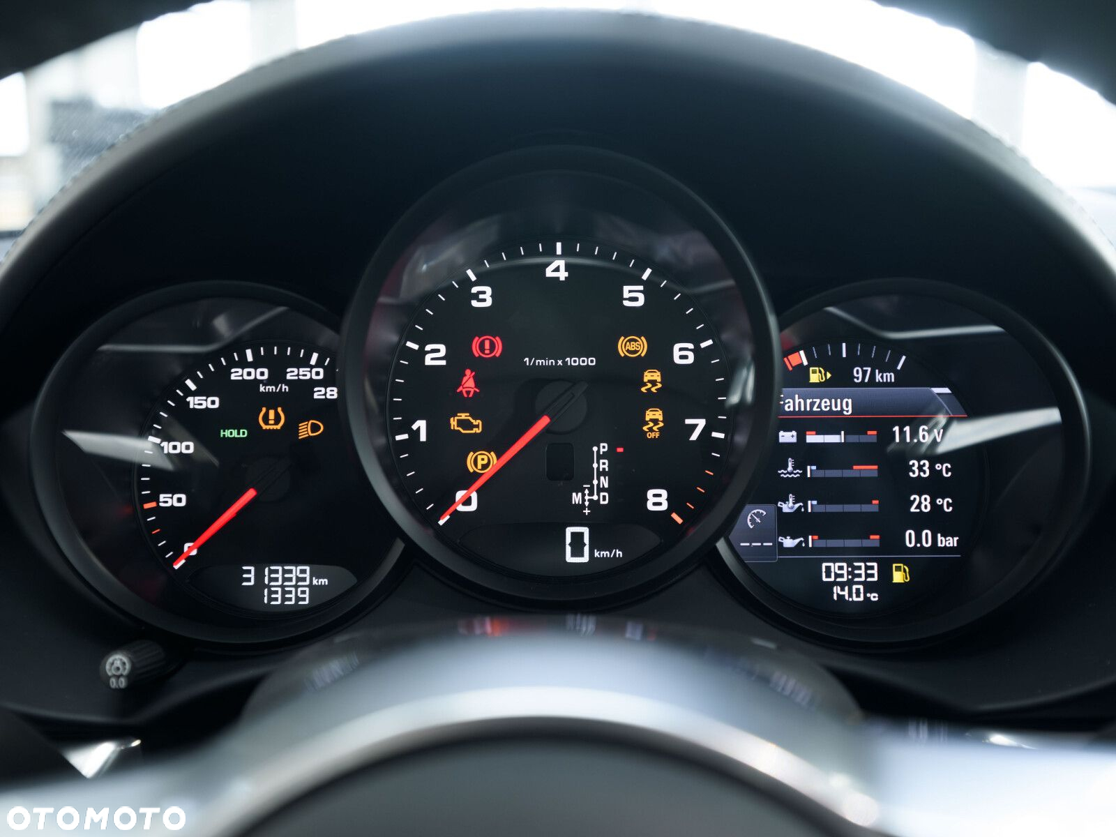 Porsche 718 Cayman - 10