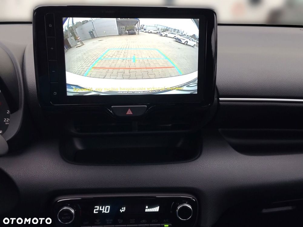 Toyota Yaris - 22