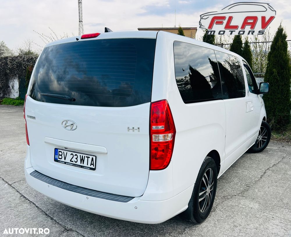 Hyundai H-1 2.5 CRDi Travel Comfort - 4
