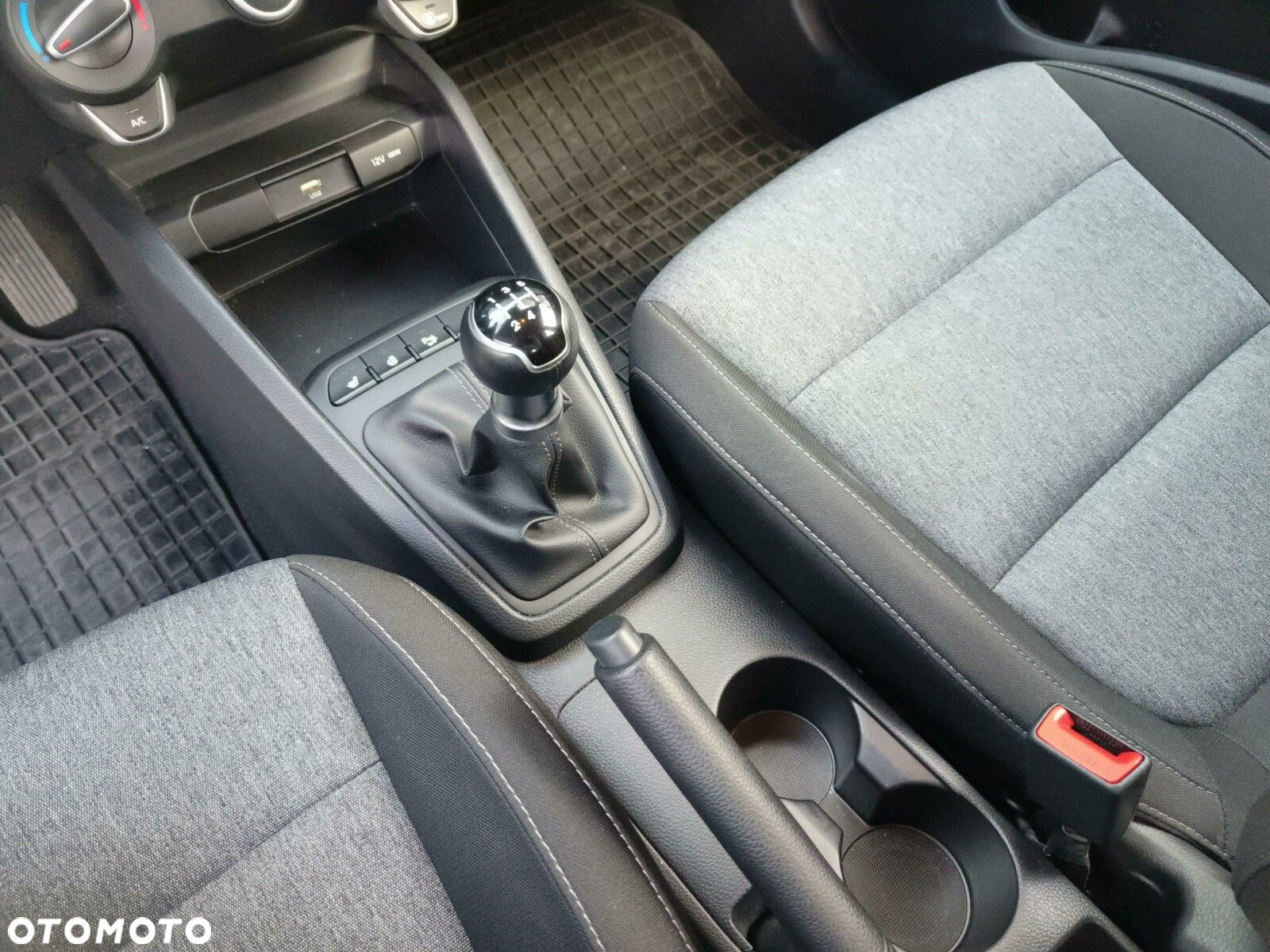 Kia Stonic 1.2 M - 15