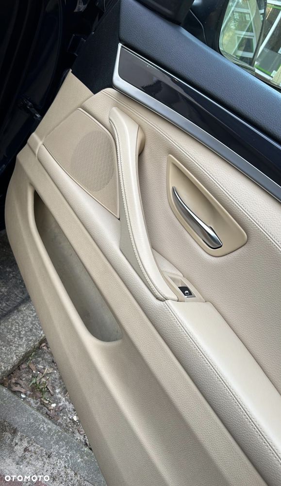 BMW Seria 5 520d - 10