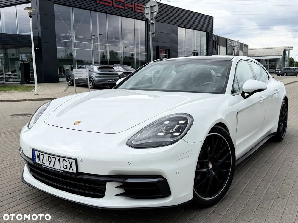 Porsche Panamera - 15