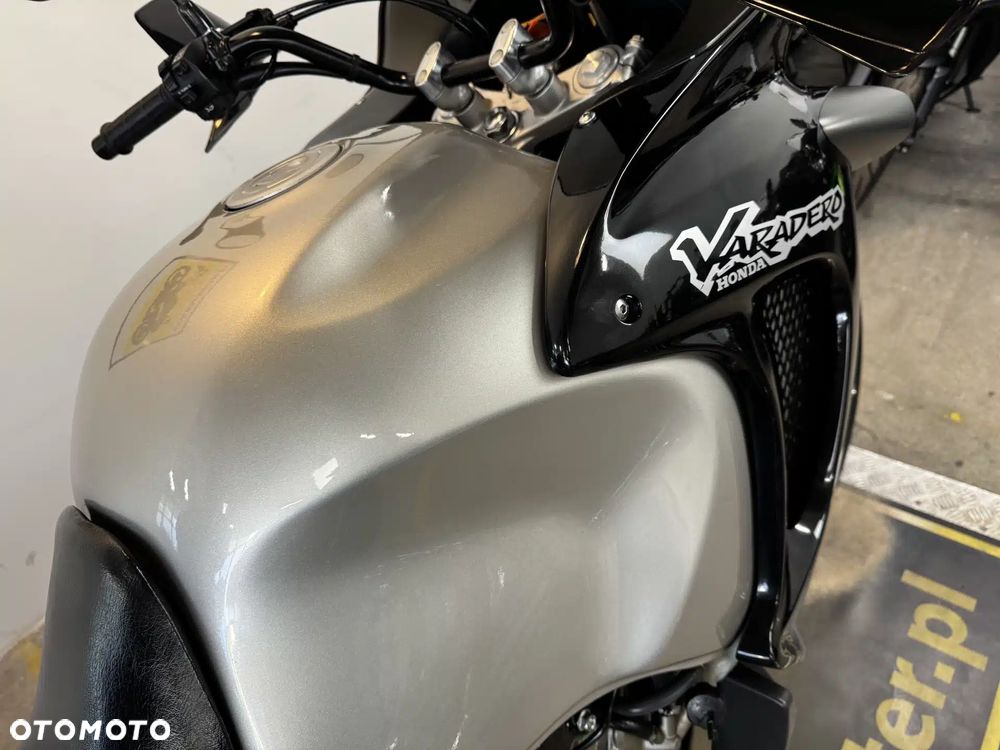 Honda XL - 17