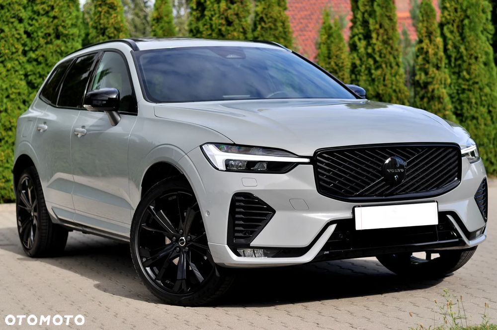 Volvo XC 60 B5 B AWD Plus Dark - 12