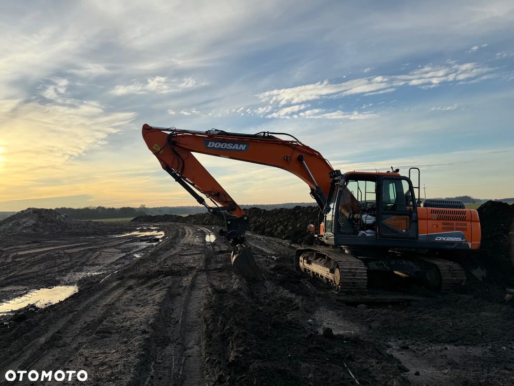 Doosan DX225LC-5 - 1