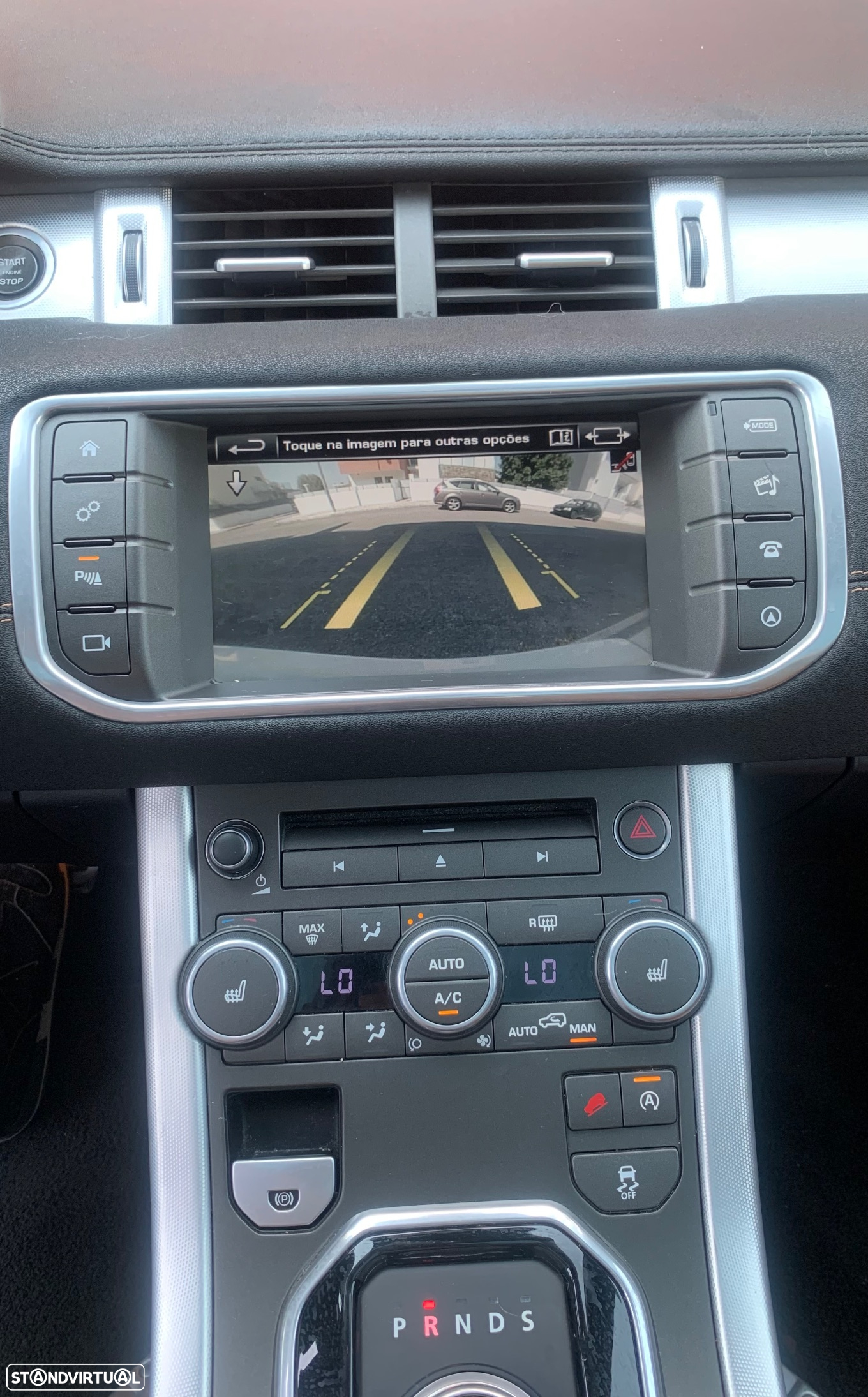 Land Rover Range Rover Evoque 2.0 TD4 SE Dynamic Auto - 11
