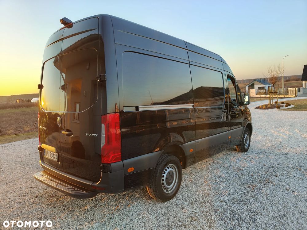 Mercedes-Benz Sprinter  317 - 7