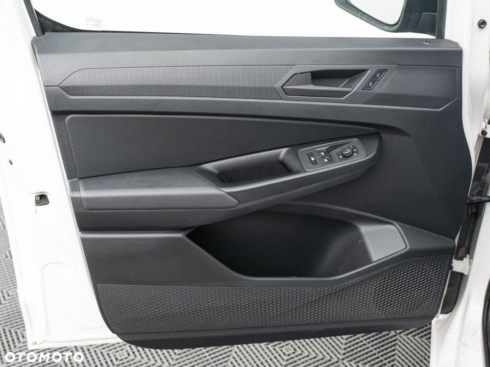 Volkswagen Caddy - 11