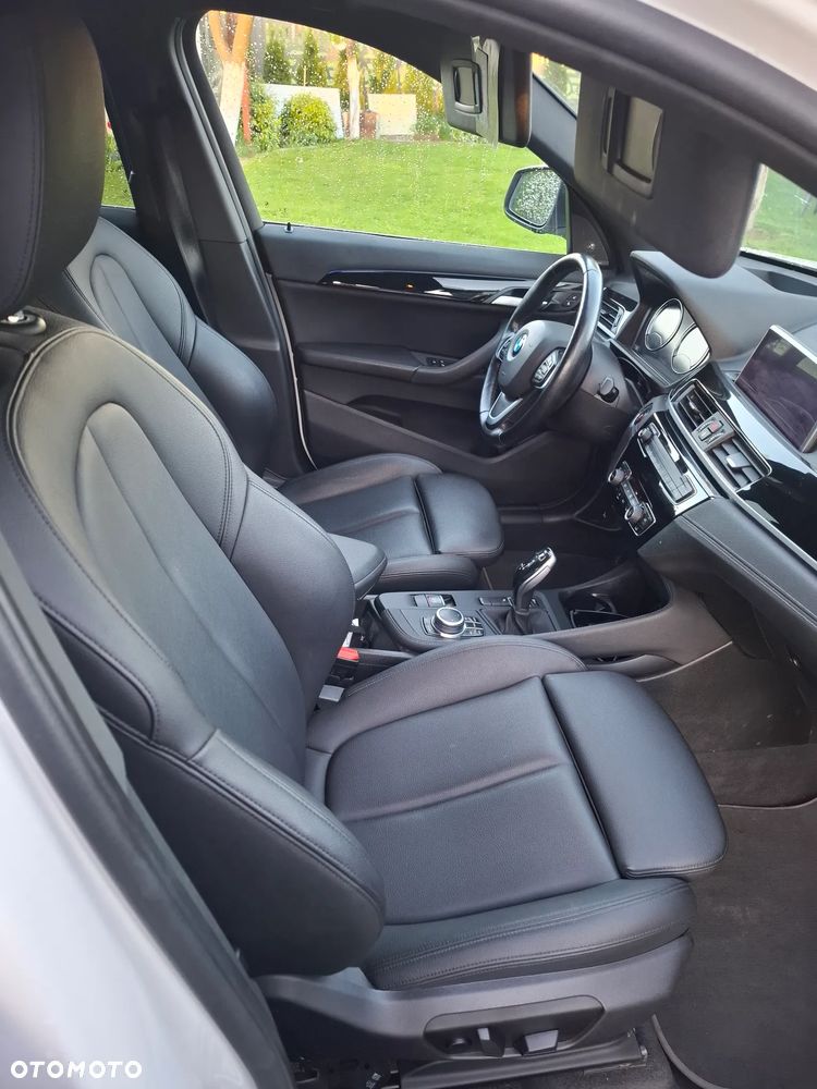 BMW X1 xDrive28i xLine - 17