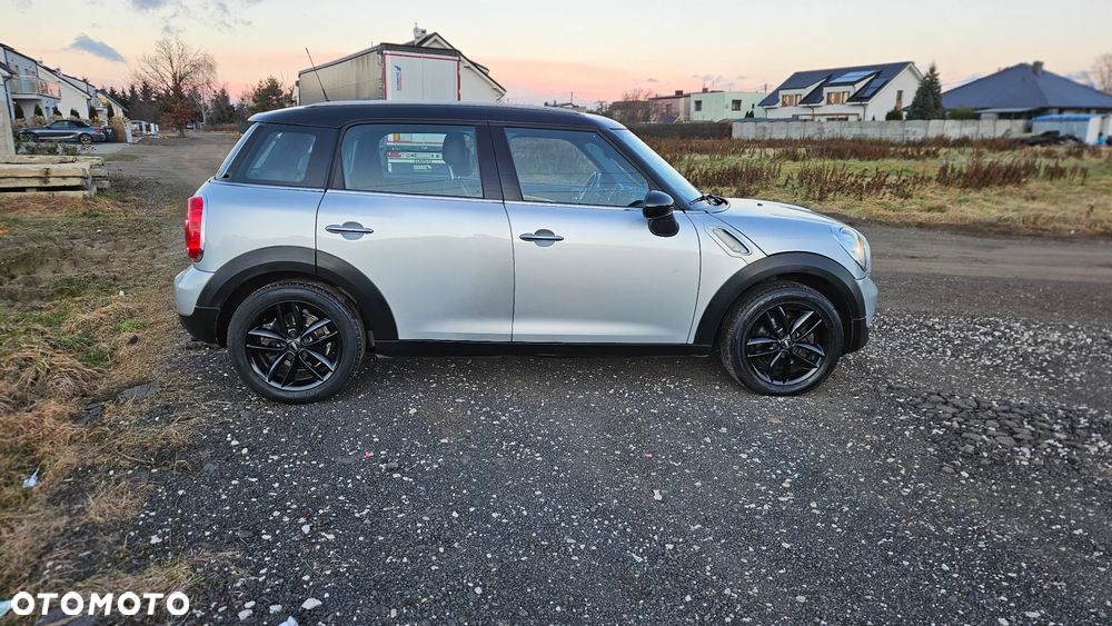 MINI Clubman Cooper D - 4
