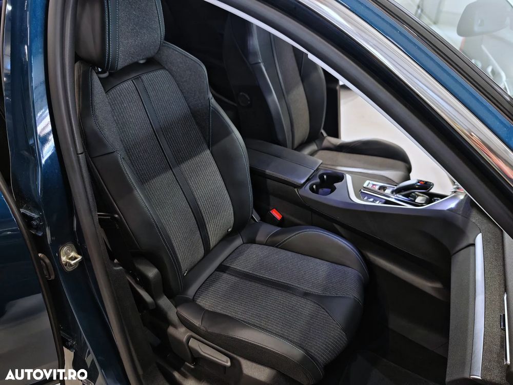 Peugeot 3008 PureTech 130 Stop & Start GPF EAT8 Allure - 9