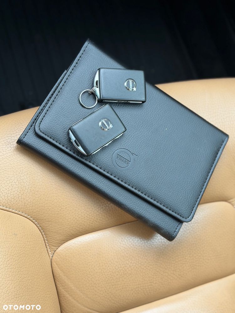 Volvo V90 D4 Geartronic Momentum Pro - 22