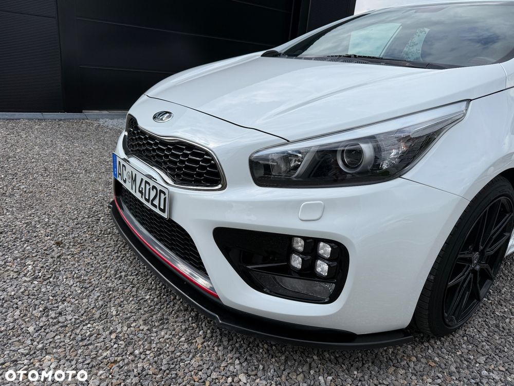 Kia Ceed 1.6 T-GDI GT-Track - 20
