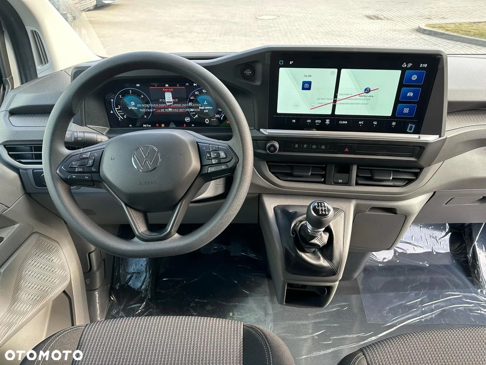 Volkswagen Transporter T7 - 11