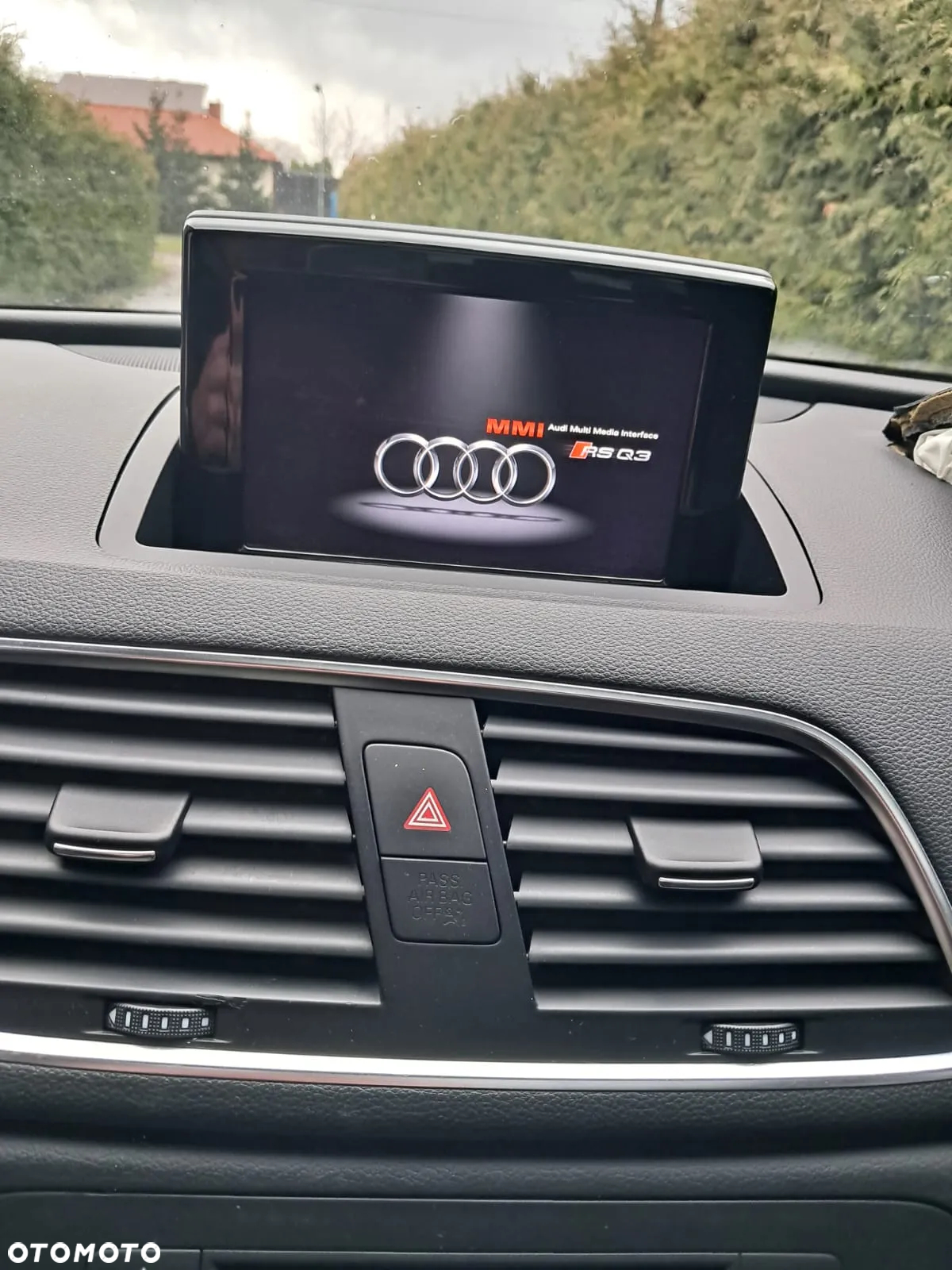 Audi RS Q3 2.5 TFSI quattro S tronic - 23