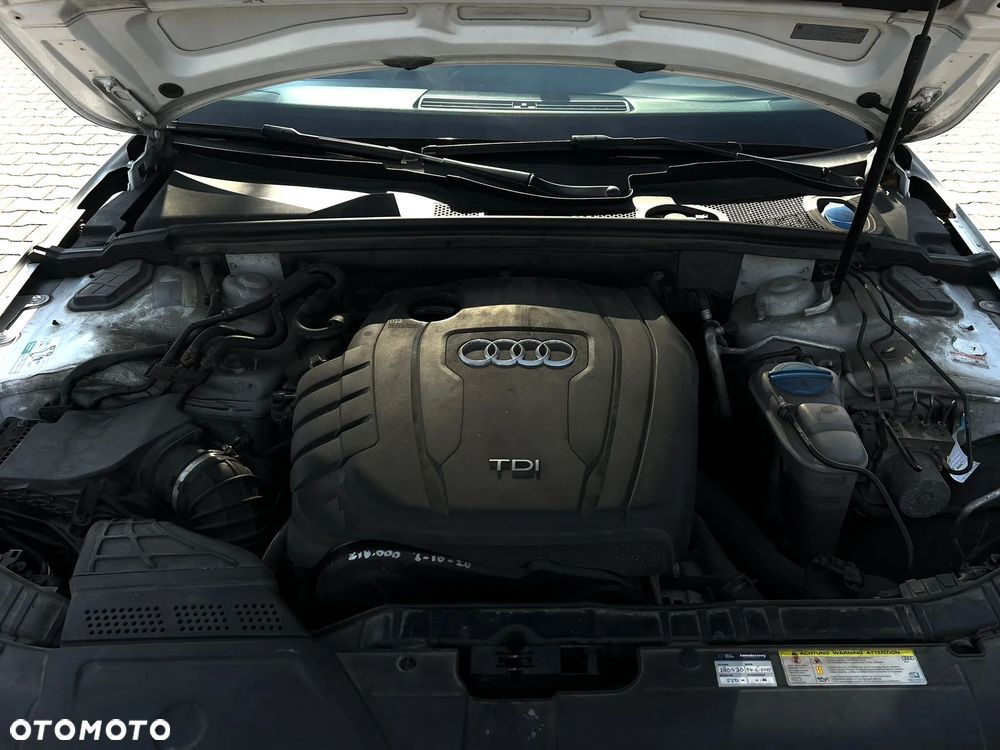 Audi A4 Avant 2.0 TDI DPF multitronic S line Sportpaket - 22