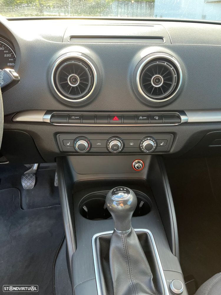 Audi A3 1.6 TDI - 18