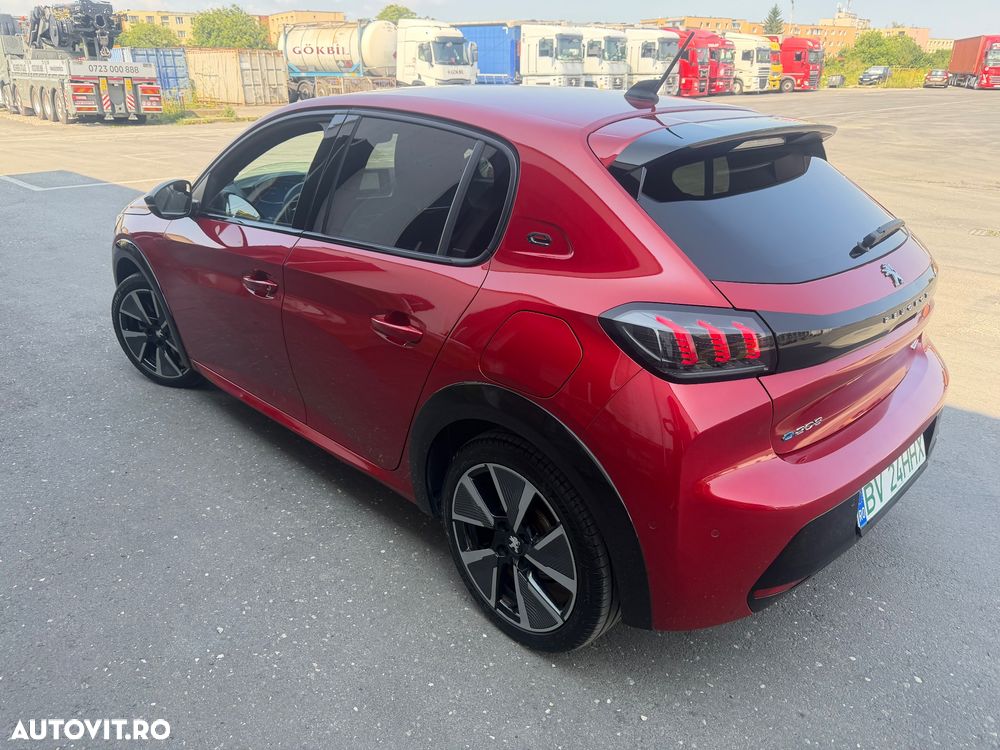 Peugeot 208 Elektromotor 136 GT+ - 12