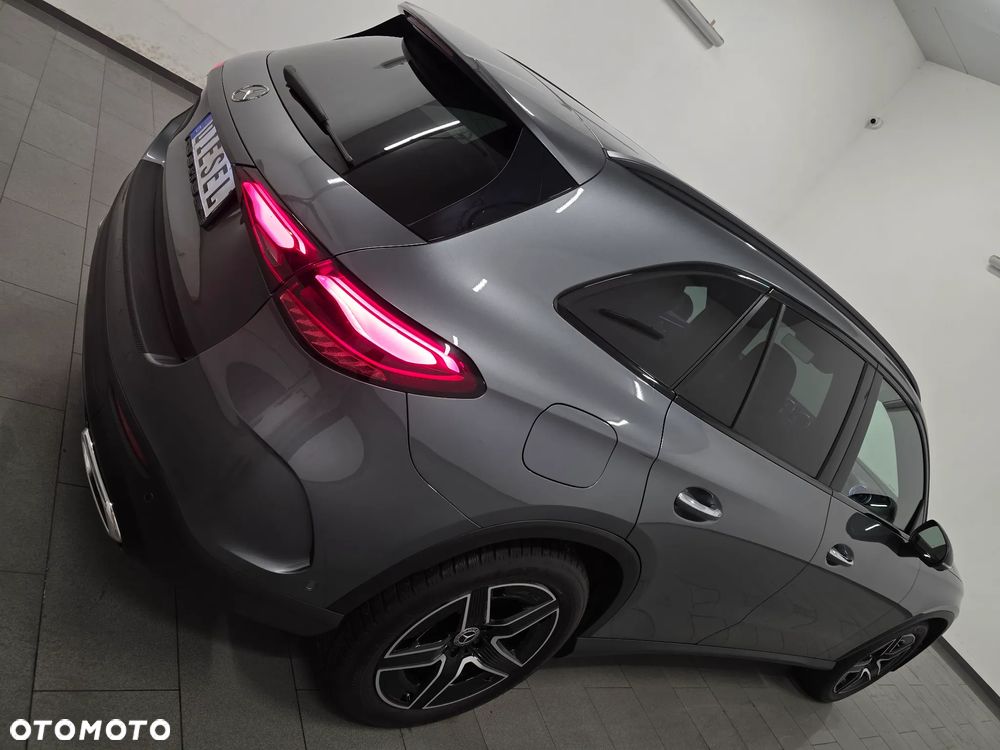 Mercedes-Benz GLC 220 d 4Matic 9G-TRONIC Edition AMG Line - 36